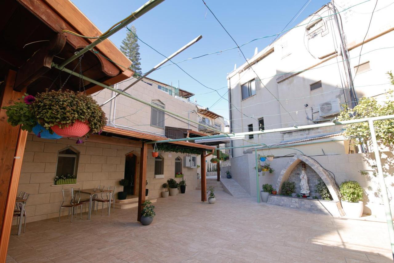Louis Guesthouse Nazaret Exterior foto